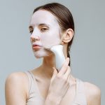 L&L SKIN Facial Massager, Face Neck Lifting Massager with Hot & Cold Modes for Wrinkles - Image 2